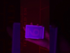 เลนส์ ติดต่อ อินฟราเรด เพื่อ เห็น การ์ด ที่ มี ตรา